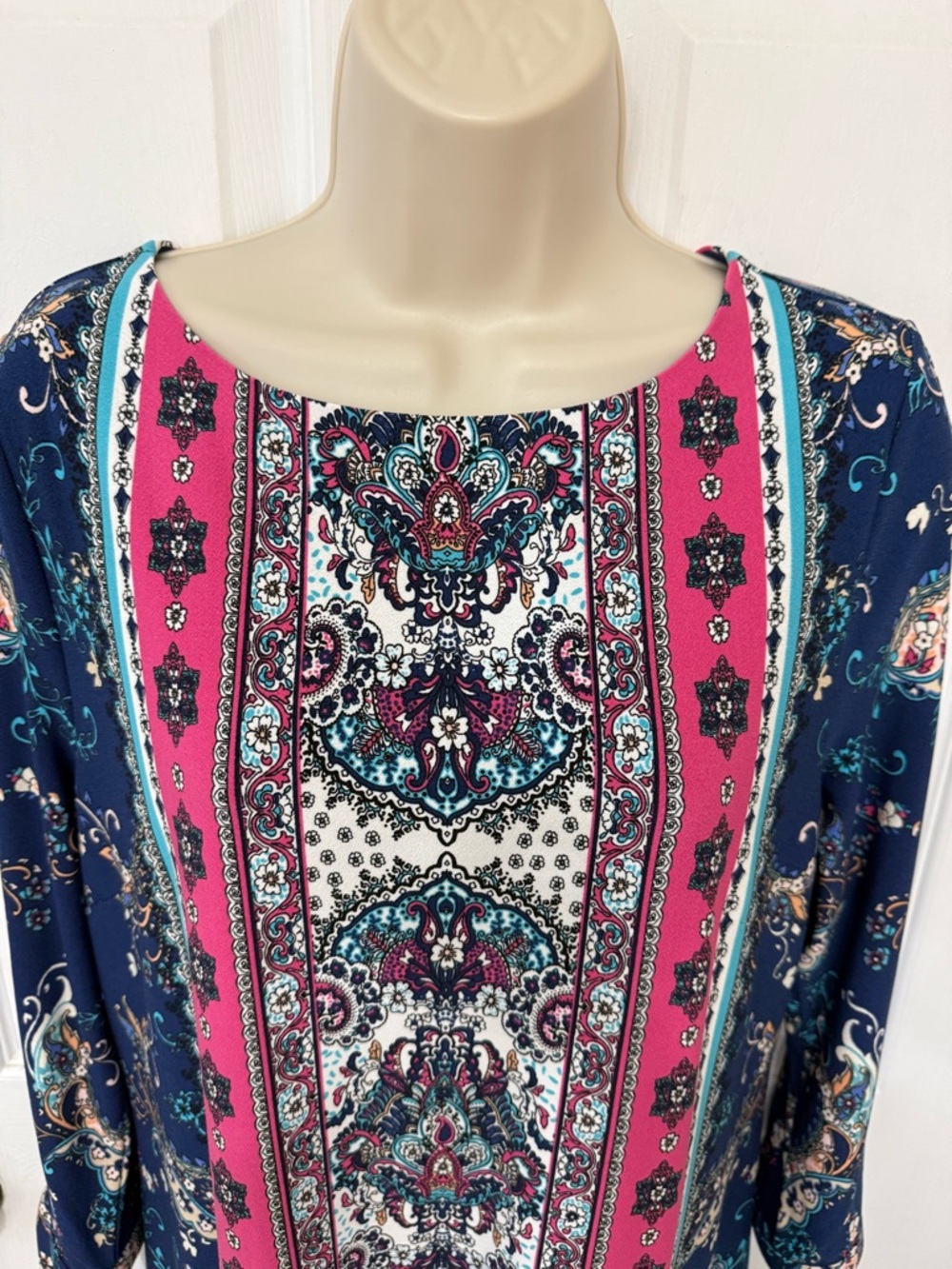 Chico’s Medallion Paisley Tie Sleeve Shift Dress Size 1 (M) - Picture 5 of 15
